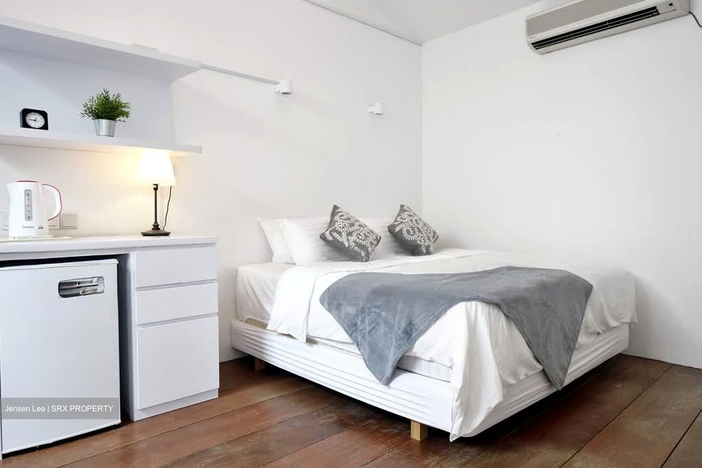 Lorong 24a Geylang (D14), Shop House #594623921